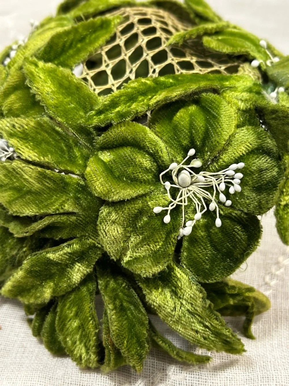 Vintage floral flower headpiece halo piece - Picture 9 of 9